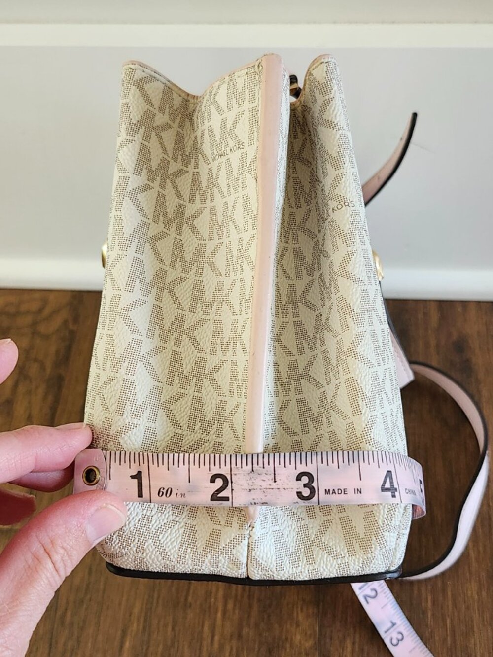 Michael Kors Jet Set Medium Chain Shoulder Tote – Vanilla/Pink – NWOT - Picture 9 of 15